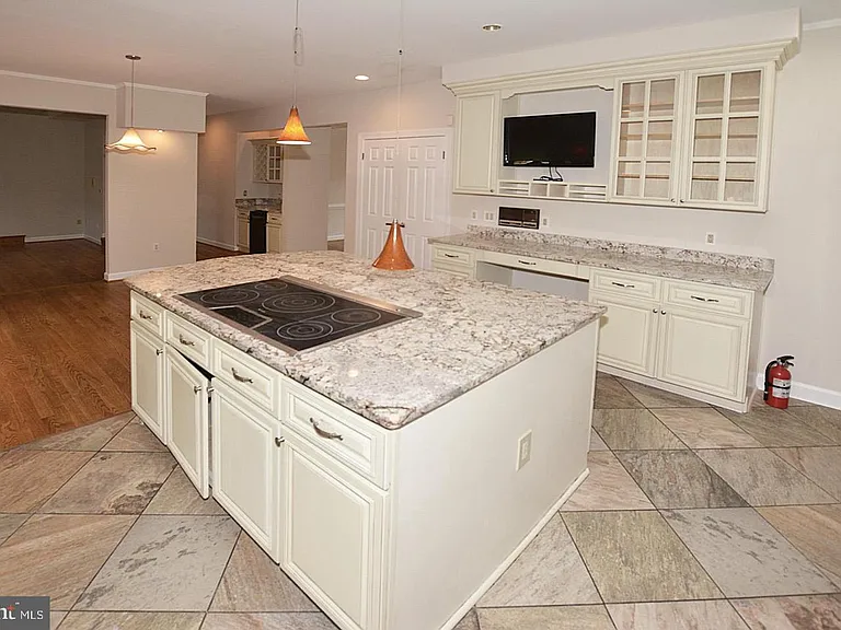 10190 Akhtamar Dr — Photo 20
