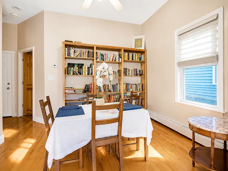 193 Brookline St #1R — Photo 4