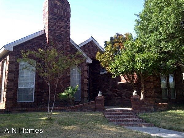 1st image of 70 Augustine Ct