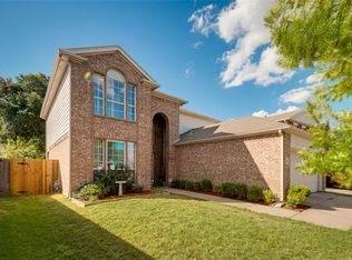 8324 Orleans Ln, Fort Worth, TX 76123