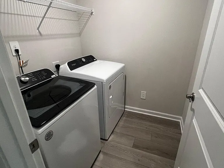 639 Rolling Fields Dr #1 — Photo 4