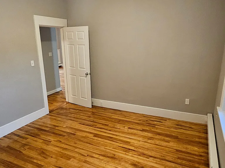 320 Hamilton St #3 — Photo 3