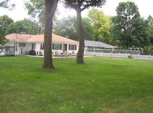 1409 Wilmore Dr, Columbus, OH 43209