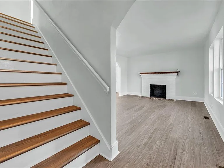 8411 Chesapeake Blvd — Photo 4