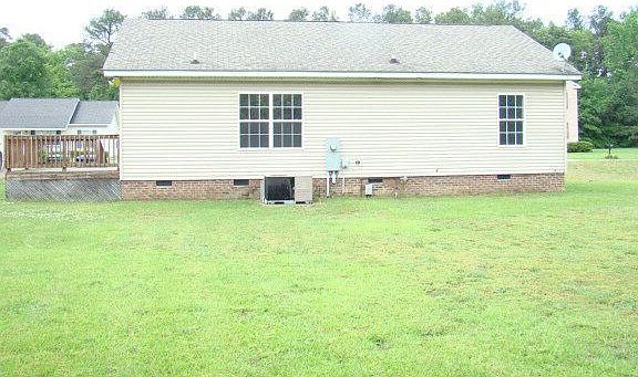 2nd image of 621 Jackson Way