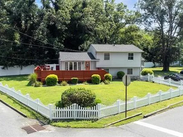 314 E Magnolia Ave, Galloway, NJ 08205