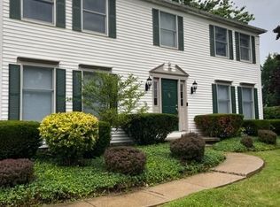 13560 Compass Point Dr, Strongsville, OH 44136
