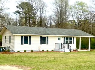 130 Yellow Cut Rd, Rose Hill, NC 28458