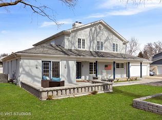 1633 Prairie St, Aurora, IL 60506