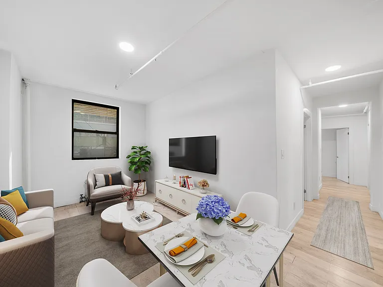 243 W 54th St #1CE — Photo 5