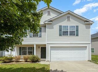 4133 Davis Meadows Dr, Charlotte, NC 28216