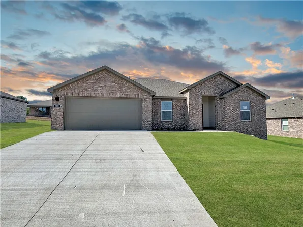 4174 Blossom Ave, Springdale, AR 72764