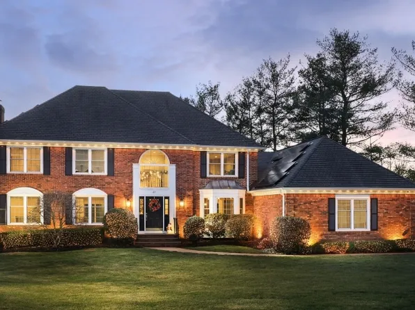 27 Weaver Dr, Bridgewater Twp., NJ 08836