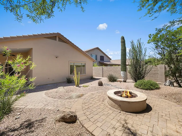 10290 E Mallow Cir — Photo 33