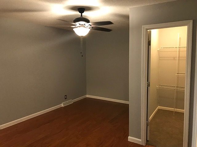 1st image of 1400 La Paloma Dr