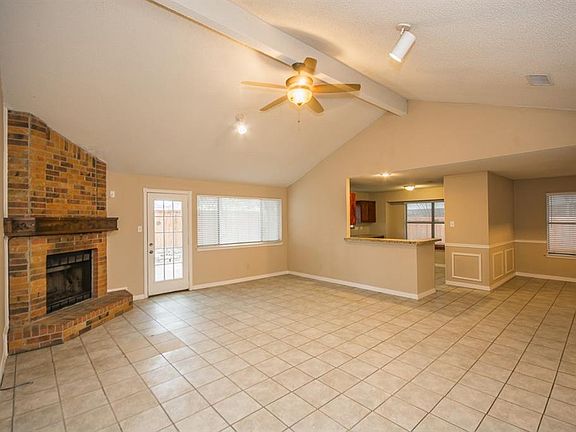 5th image of 2666 Fairmont Dr
