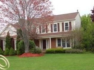 1994 Stonington Ct, Rochester Hills, MI 48306