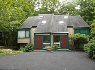 571 Laurel Pond, FARMINGTON, PA