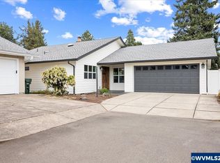 3134 Oakcrest Dr NW, Salem, OR 97304