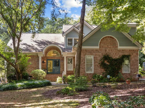 7401 Heartland Dr, Wake Forest, NC 27587