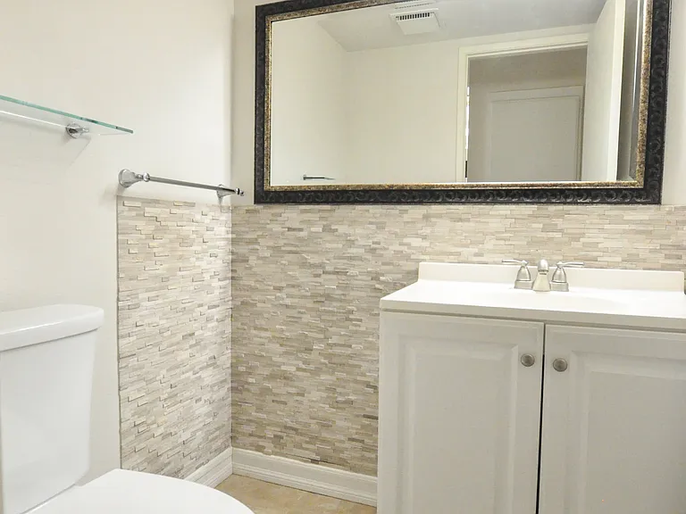 283 Heathcliff Pl — Photo 10