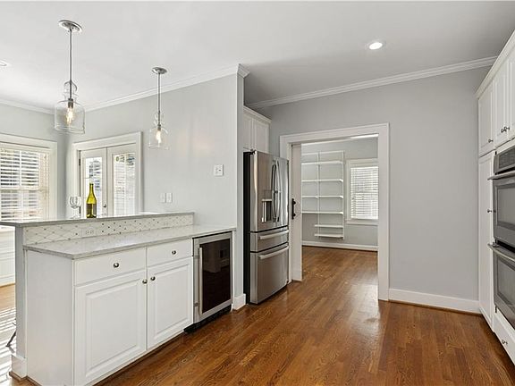 5th image of 6430 Pennsylvania Ave