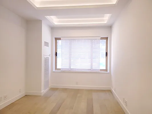 Sold by Barlavi Inc. | media 19