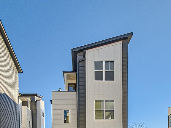 3rd image of 417 Serenity Ln