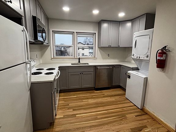 2nd image of 239 Mountain Way Floor 2