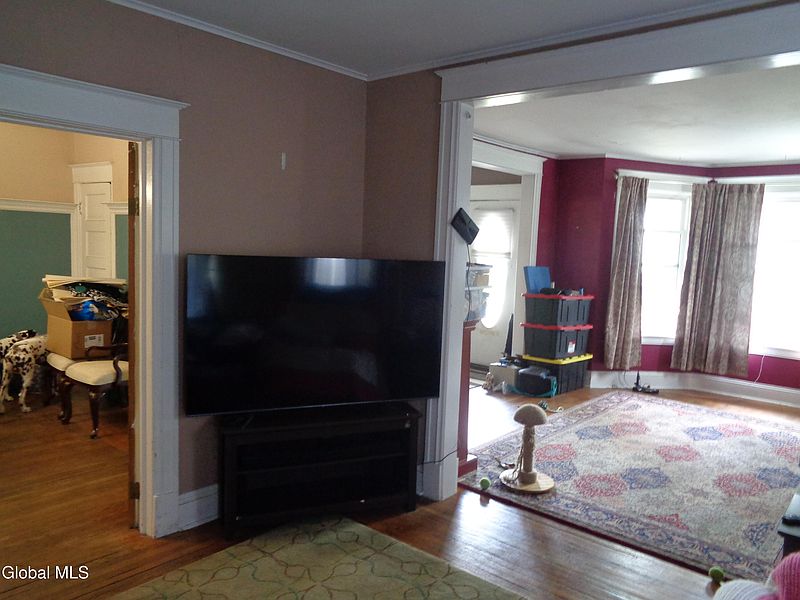 3rd image of 841 Cleveland Avenue