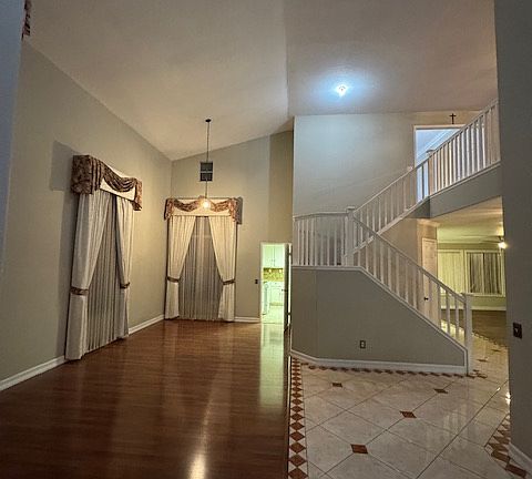 2nd image of 2947 Everest Way