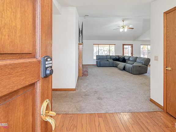 5th image of 11106 Mohican Dr