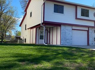 1026 La Crosse St, Onalaska, WI 54650