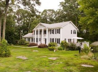 22 N Branch Rd, Newtown, CT 06470