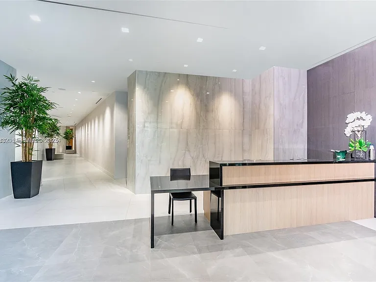 17550 Collins Ave #402 — Photo 11