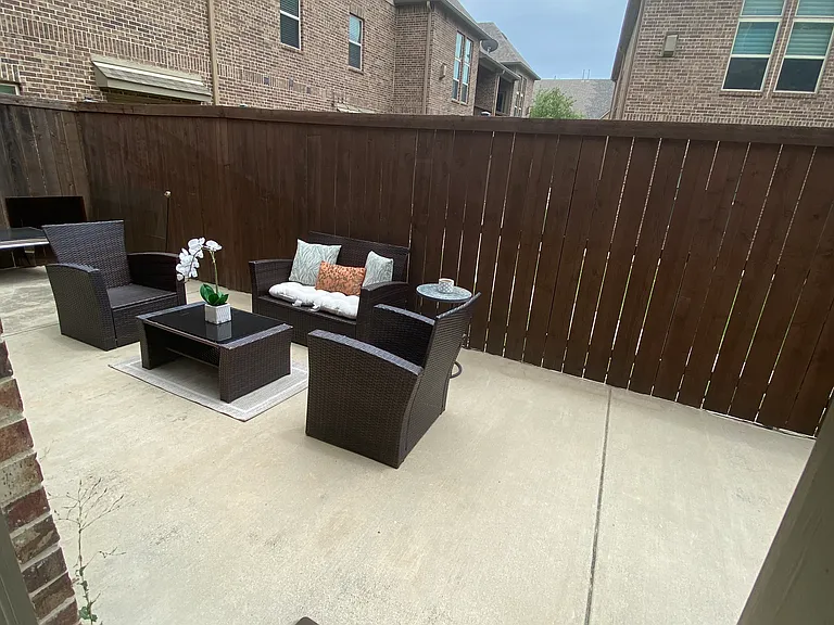 580 Hampshire Dr — Photo 27