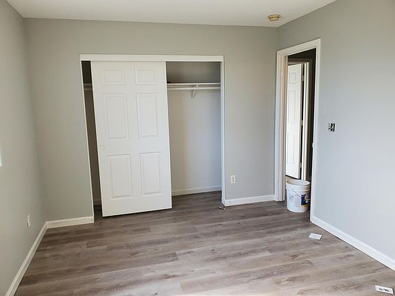 4th image of 281 Olivine Ave