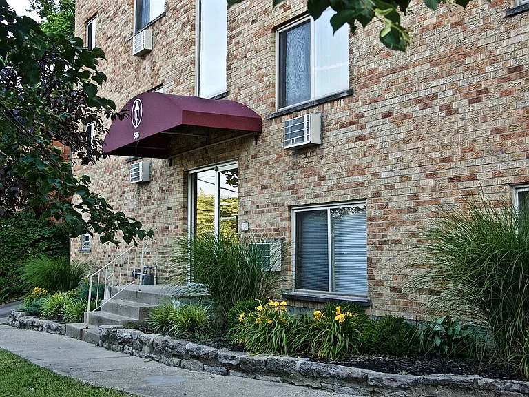 566 Lowell Ave — Photo 26