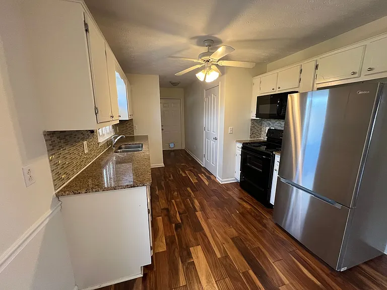 1819 Turnstone Ct — Photo 19