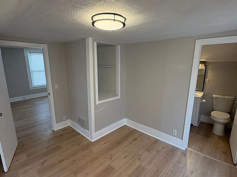 145 Hamilton Ave — Photo 1