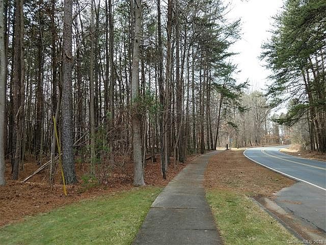 1st image of 2608 Rice Rd