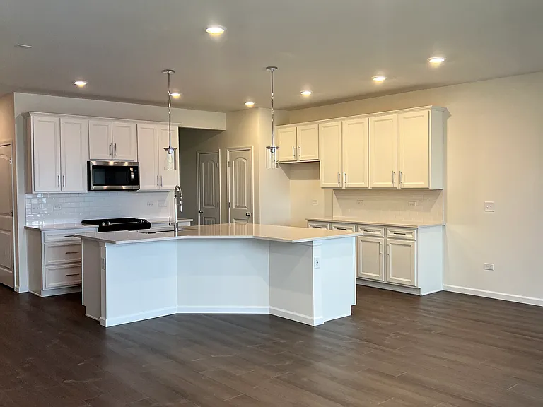 2335 Ryegrass Ln — Photo 9