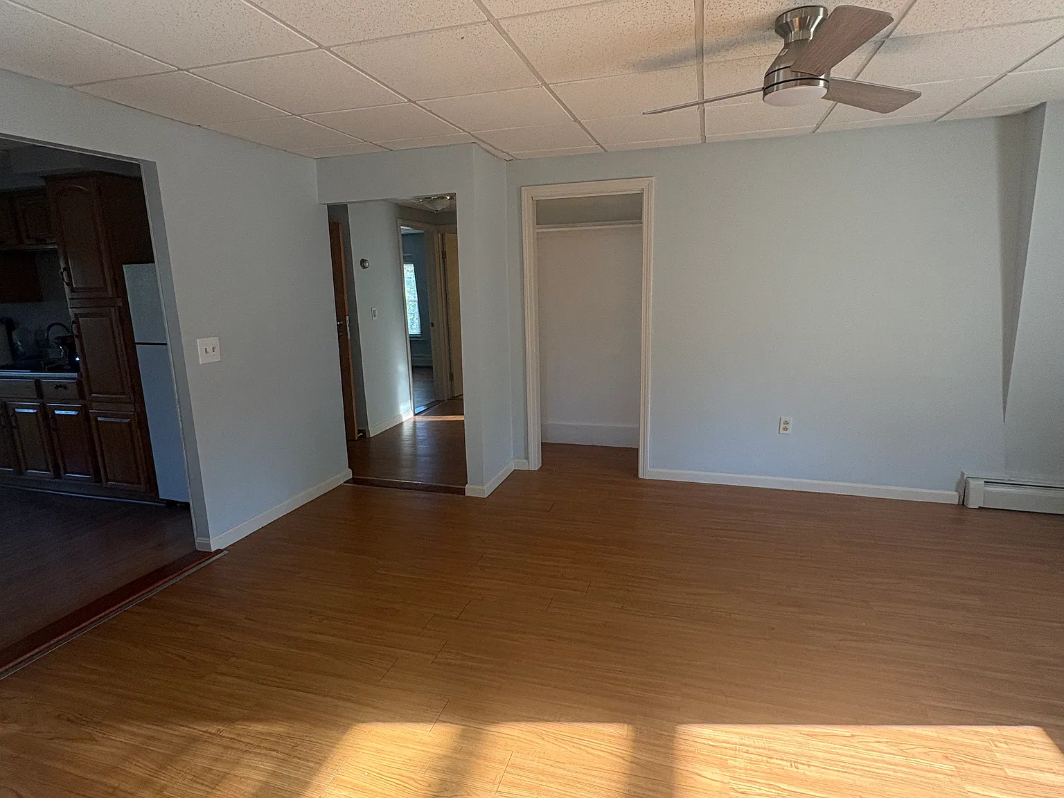 2 bed, 1200 sqft, $2,000 — Photo 2
