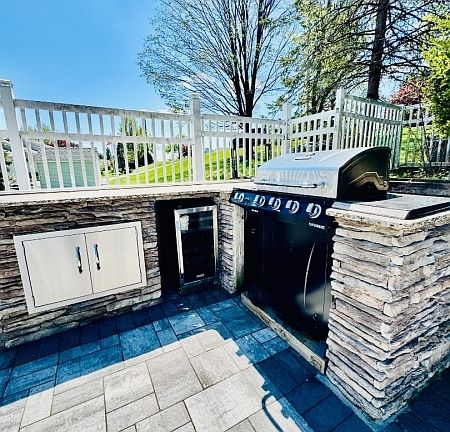 3rd image of 10 Mountain View Dr