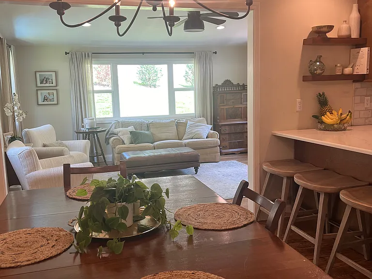 1504 Arrow Wood Rd — Photo 9