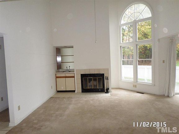 2nd image of 208 Kirkwood Dr