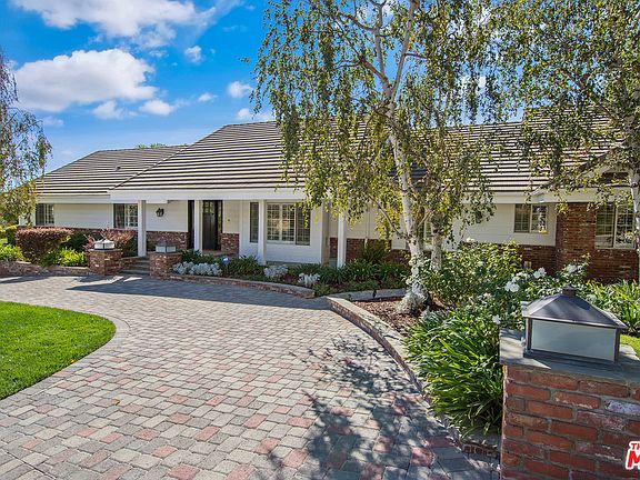 4th image of 5720 Hidden Brook Ct