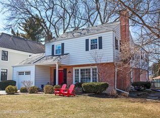 1028 Blackthorn Ln, Northbrook, IL