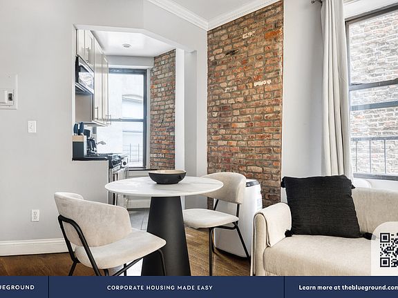 5th image of 232 Elizabeth St APT 2C