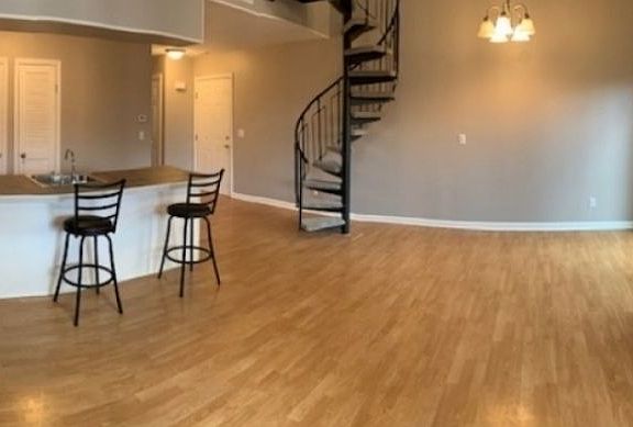 2nd image of 1 Gray Rock Dr Unit 8